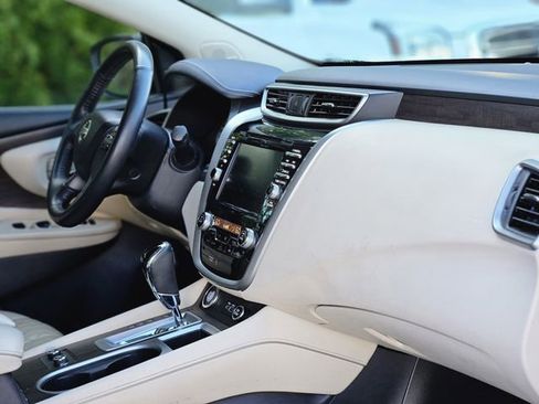 Used 2020 Nissan Murano Platinum w/ Cargo Package FWD image 13