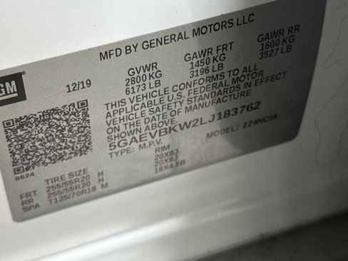 Used 2020 Buick Enclave Premium w/ Sun and Sites Package AWD/4WD image 30