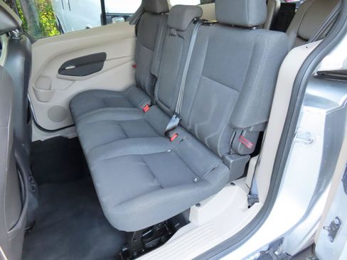 Used 2015 Ford Transit Connect XLT FWD image 11