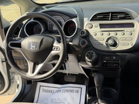 Used 2013 Honda Fit image 10