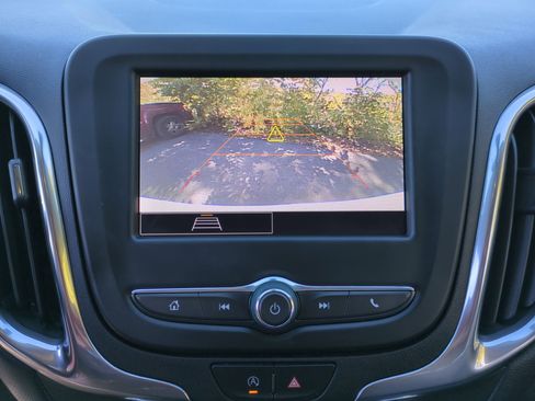 Used 2022 Chevrolet Equinox LT image 14