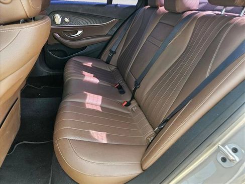 Used 2021 Mercedes-Benz E 350 Sedan image 14