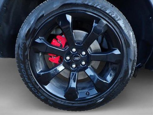 Used 2023 Ford Explorer ST w/ Equipment Group 401A image 7