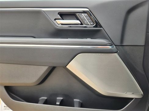 New 2025 GMC Sierra EV Denali image 16