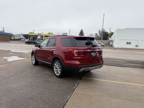 Used 2016 Ford Explorer Limited w/ Equipment Group 301A AWD/4WD image 8