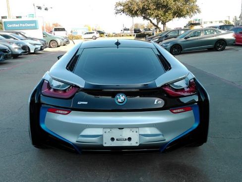 Used 2015 BMW i8 image 8