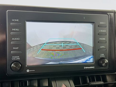 Used 2021 Toyota RAV4 LE image 13