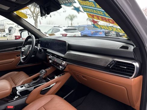 Used 2024 Kia Telluride SX Prestige X-Line image 29