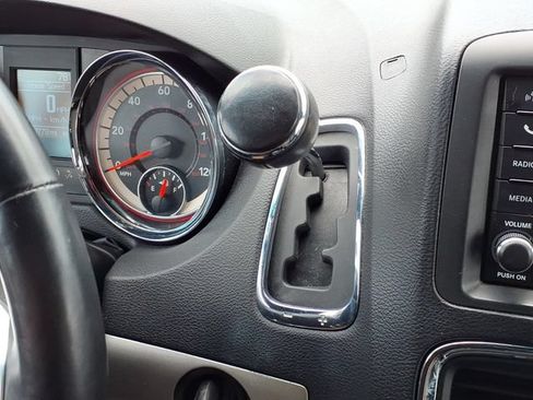 Used 2017 Dodge Grand Caravan GT w/ Safety Sphere Group FWD image 27