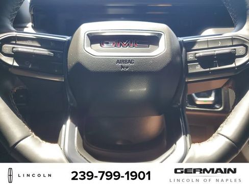 Used 2025 GMC Yukon XL AT4 w/ AT4 Premium Package AWD/4WD image 24