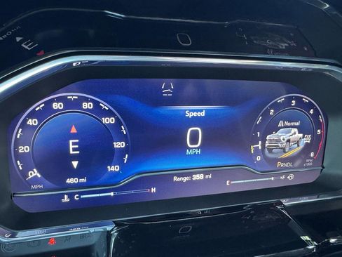 Used 2025 Chevrolet Silverado 3500 LT w/ All Star Edition AWD/4WD image 8