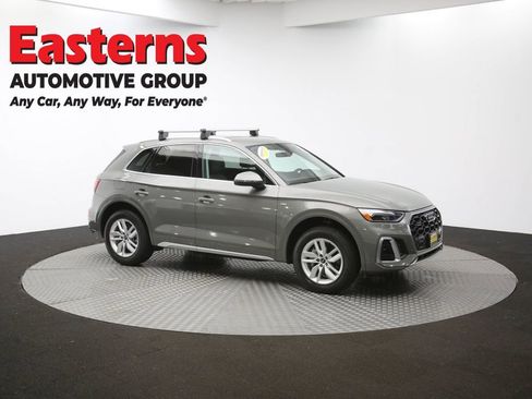 Used 2023 Audi Q5 2.0T Premium w/ Convenience Package AWD/4WD image 47