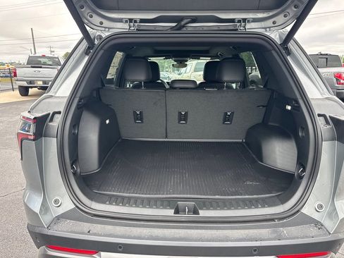 New 2026 Chevrolet Equinox ACTIV w/ Convenience Package III FWD image 19