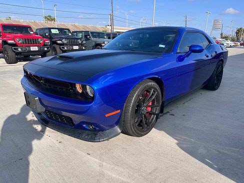 Used 2018 Dodge Challenger T/A RWD image 4