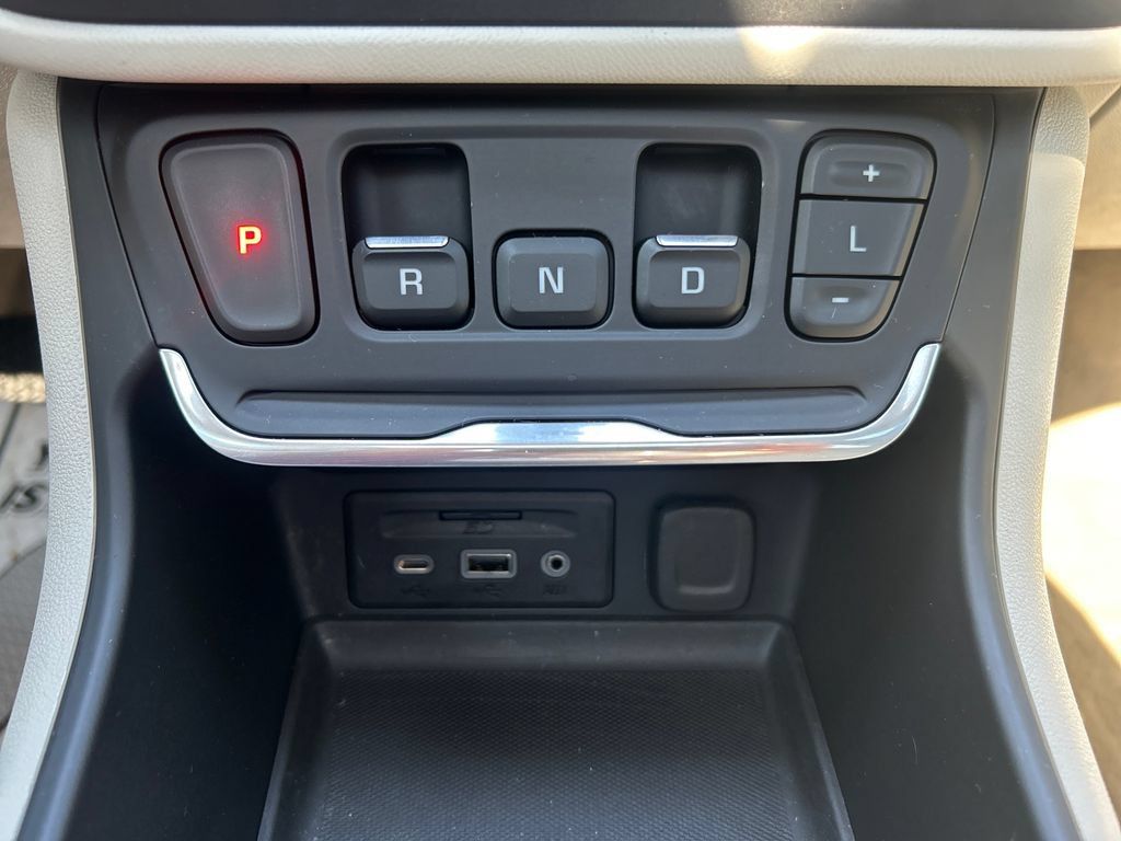 Used 2020 GMC Terrain Denali w/ Denali Premium Package AWD/4WD image 33