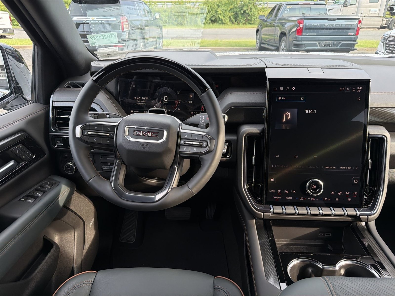 New 2026 GMC Yukon AT4 w/ AT4 Premium Plus Package AWD/4WD image 16