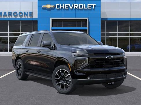 New 2026 Chevrolet Suburban RST image 7