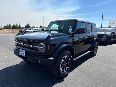 Certified 2024 Ford Bronco Outer Banks AWD/4WD image 2