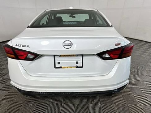 Used 2024 Nissan Altima 2.5 SR FWD image 4