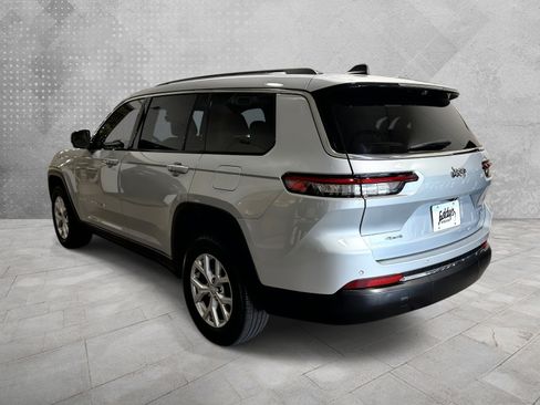Used 2023 Jeep Grand Cherokee L Limited w/ Luxury Tech Group II AWD/4WD image 6