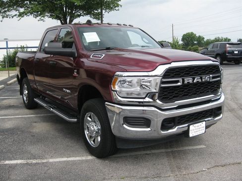 Used 2022 RAM 2500 Tradesman AWD/4WD image 4