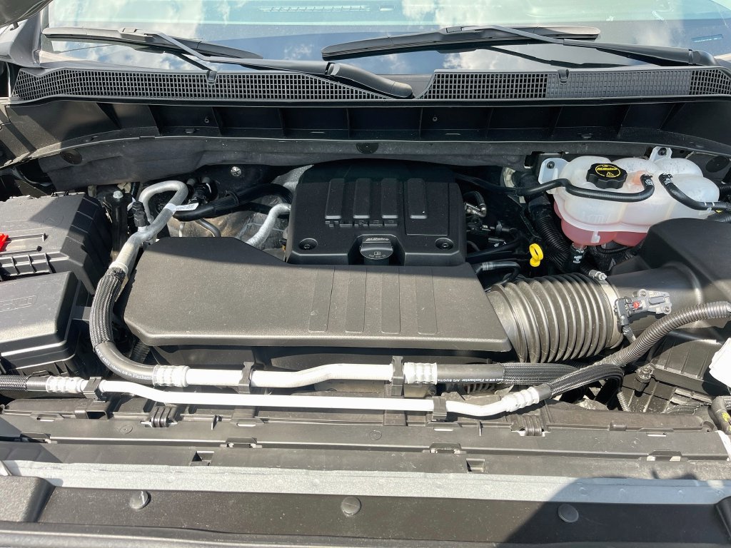 Used 2025 Chevrolet Silverado 1500 RST RWD image 30