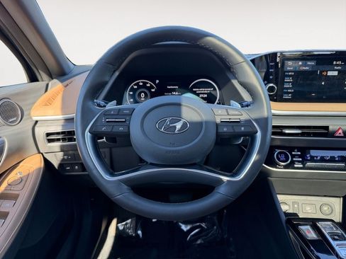 Used 2021 Hyundai Sonata Limited FWD image 13