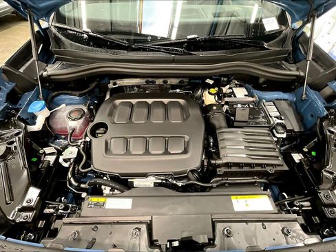 New 2026 Volkswagen Tiguan SE R-Line image 13