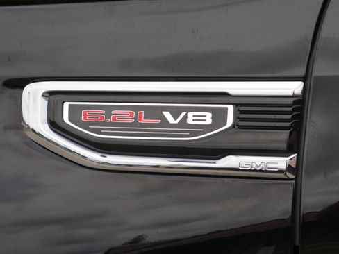 Used 2021 GMC Sierra 1500 Denali w/ Denali Ultimate Package AWD/4WD image 18