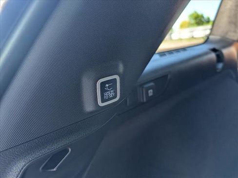 Used 2023 Jeep Grand Cherokee Summit AWD/4WD image 25