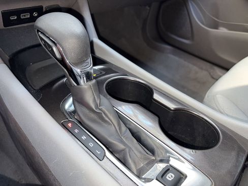Used 2025 Chevrolet Malibu LS FWD image 19