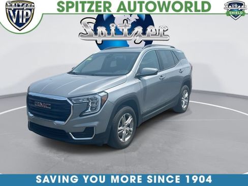Used 2023 GMC Terrain SLE w/ Driver Convenience Package AWD/4WD image 4