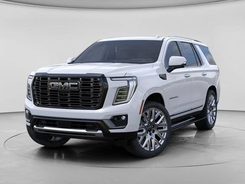 New 2026 GMC Yukon Denali Ultimate w/ LPO, Floor Liner Package AWD/4WD image 6