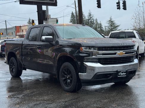 Used 2019 Chevrolet Silverado 1500 LT w/ All-Star Edition image 8