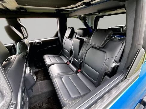 Used 2025 Ford Bronco Badlands AWD/4WD image 16
