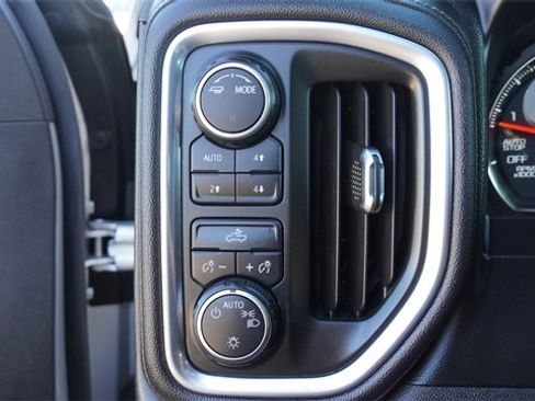 Used 2020 Chevrolet Silverado 1500 LT w/ All-Star Edition image 22