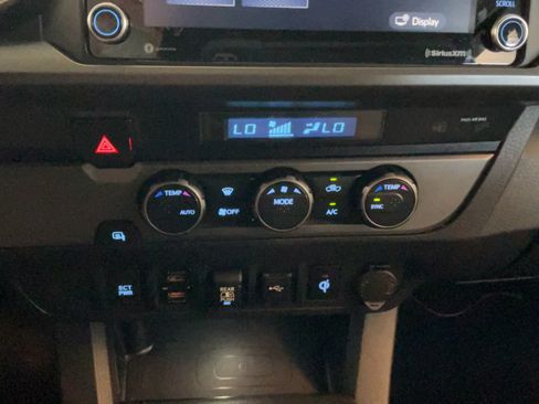 Used 2021 Toyota Tacoma TRD Sport RWD image 14