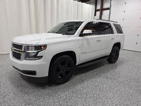 Used 2017 Chevrolet Tahoe LT RWD image 4