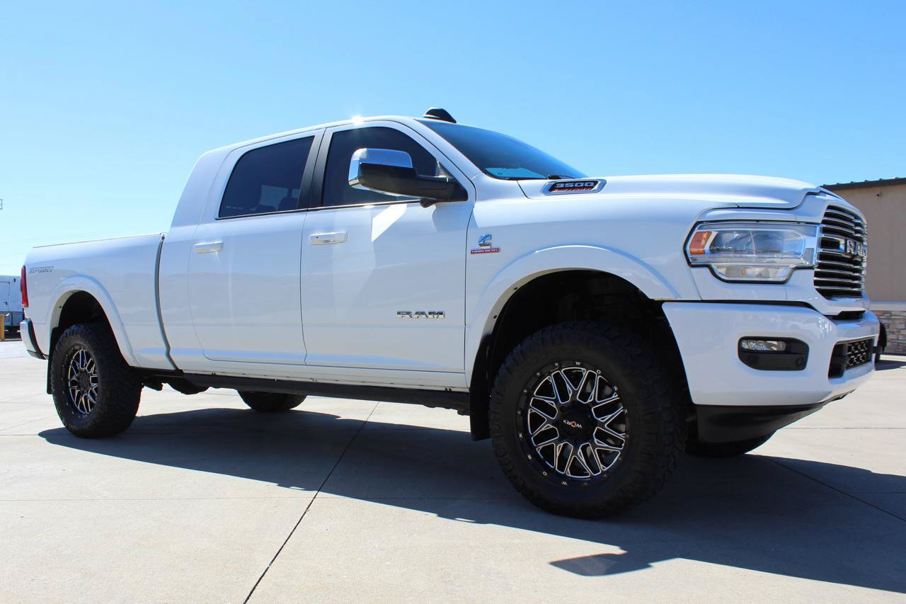 Used 2022 RAM 3500 Laramie AWD/4WD image 10