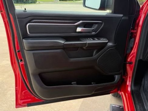 Used 2025 RAM 1500 Big Horn AWD/4WD image 12