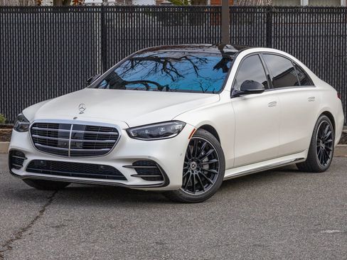 Used 2023 Mercedes-Benz S 580 4MATIC Sedan image 7