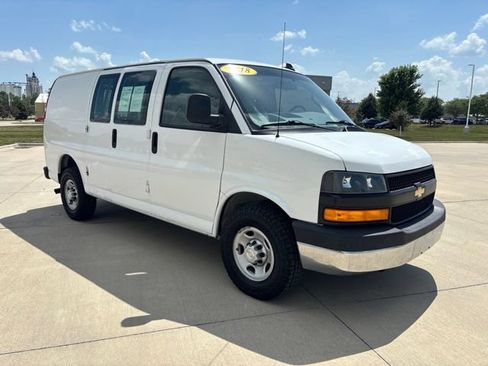 Used 2018 Chevrolet Express 2500 w/ Communications Package RWD image 28