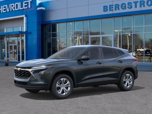 New 2026 Chevrolet Trax LS FWD image 2