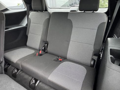 Used 2018 Chevrolet Traverse LS FWD image 7