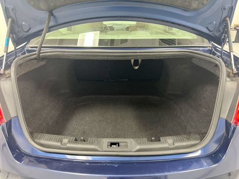 Used 2012 Ford Taurus SEL FWD image 22