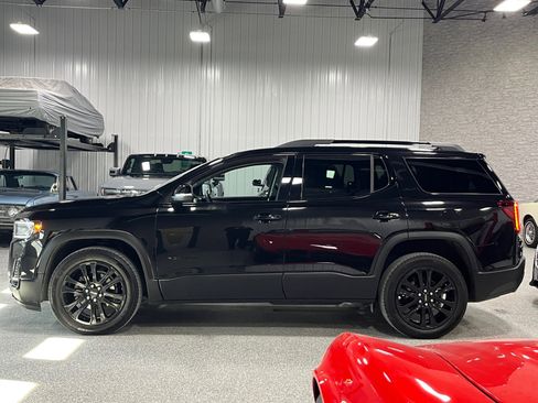 Certified 2023 GMC Acadia SLT w/ Elevation Edition image 2