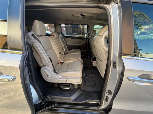 Used 2018 Honda Odyssey EX-L image 20