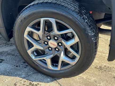 Used 2023 GMC Sierra 1500 SLT w/ SLT Premium Plus Package image 8