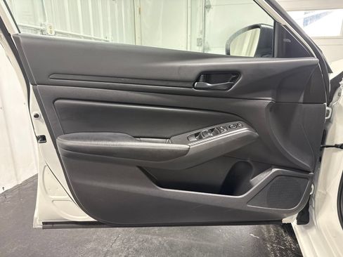 Used 2026 Nissan Altima 2.5 SV AWD/4WD image 18