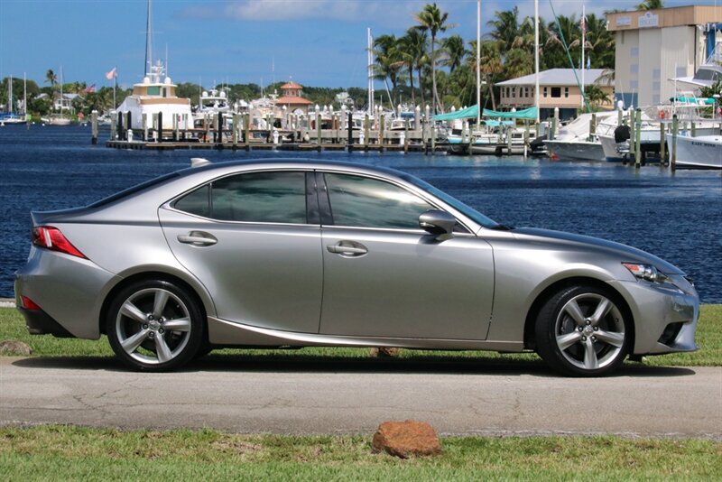 Used 2015 Lexus IS 350 w/ Navigation System Package RWD image 7